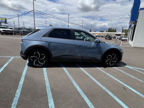 Certified 2024 Hyundai Ioniq 5 SE RWD image 6