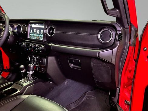 Used 2023 Jeep Wrangler Sahara w/ Cold Weather Group image 26