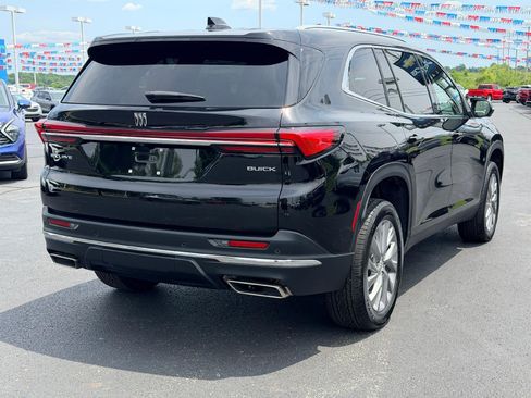 Used 2025 Buick Enclave Preferred FWD image 5