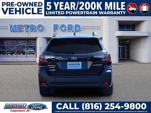 Used 2023 Subaru Outback Premium AWD/4WD image 4