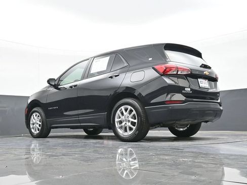 Used 2024 Chevrolet Equinox LS AWD/4WD image 46