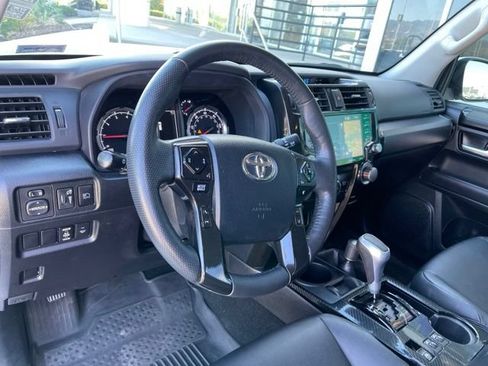 Used 2023 Toyota 4Runner TRD Off-Road Premium AWD/4WD image 7