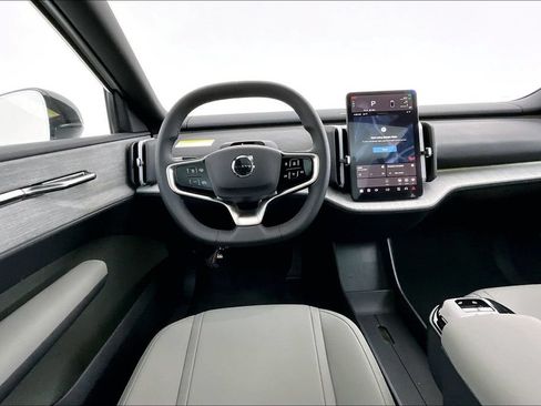 New 2026 Volvo EX30 Ultra w/ Protection Package AWD/4WD image 15