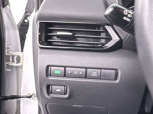 Used 2024 Nissan Sentra SV w/ All-Weather Package image 30