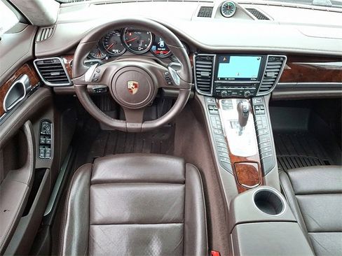 Used 2010 Porsche Panamera Turbo image 11