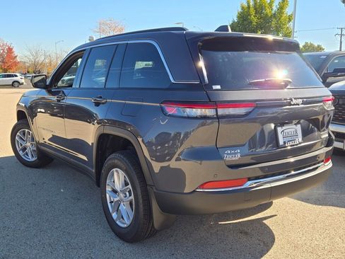New 2025 Jeep Grand Cherokee Laredo X image 17