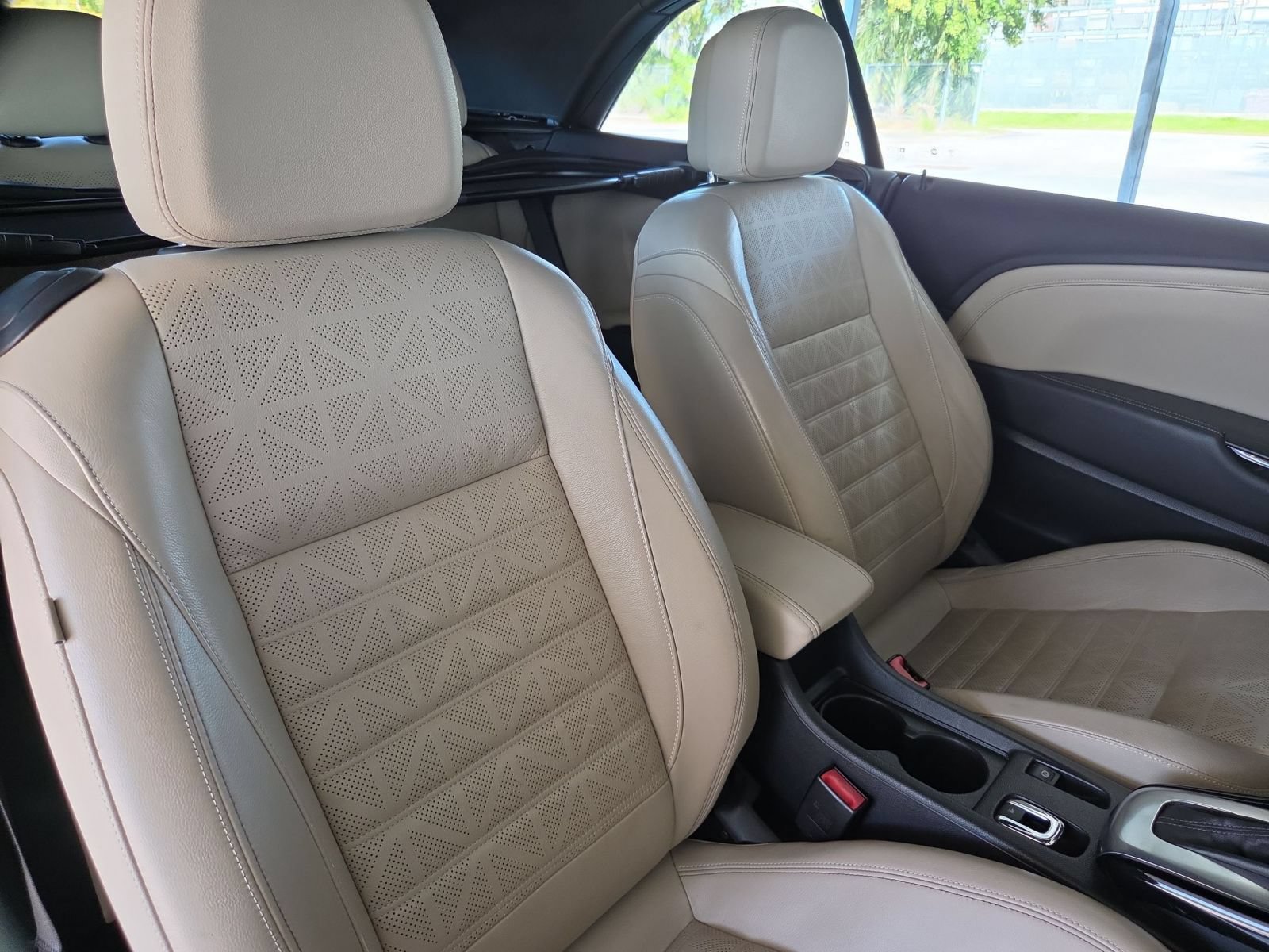 Used 2017 Buick Cascada Premium FWD image 28