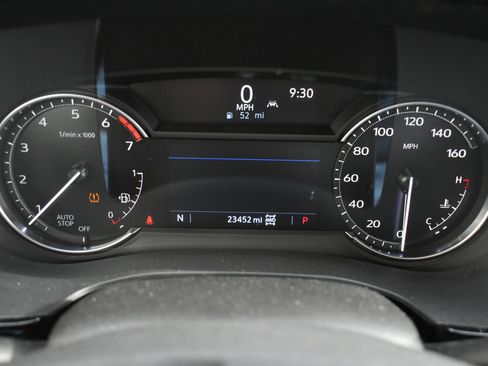 Used 2024 Cadillac XT6 Luxury w/ LPO, Floor Liner Package image 31