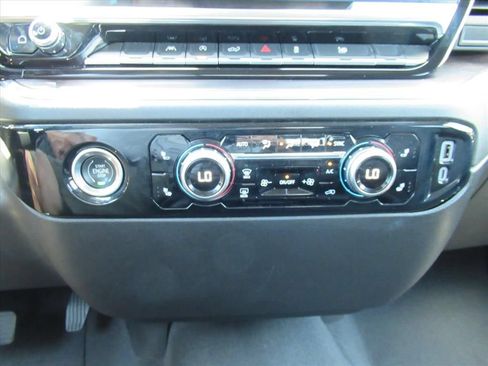 Used 2024 GMC Sierra 1500 SLT RWD image 24
