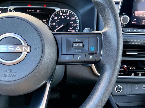 Certified 2023 Nissan Rogue SV image 22