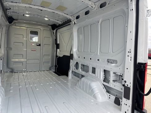 New 2026 Ford Transit 250 148 Medium Roof image 12