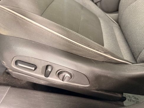 Used 2022 Chevrolet TrailBlazer LT w/ Sun and Liftgate Package FWD image 30