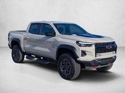 New 2026 Chevrolet Colorado ZR2 w/ Technology Package AWD/4WD image 7
