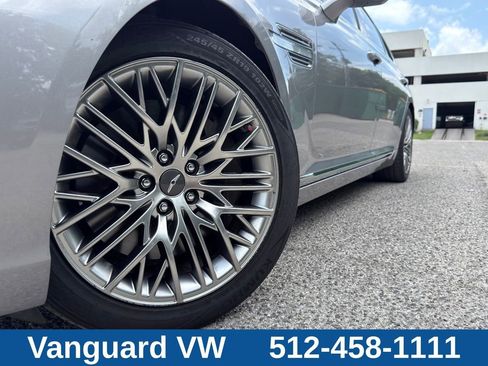 Used 2021 Genesis G90 5.0 Ultimate AWD/4WD image 4