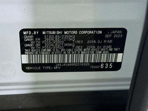 Used 2024 Mitsubishi Outlander SE Black Edition AWD/4WD image 36