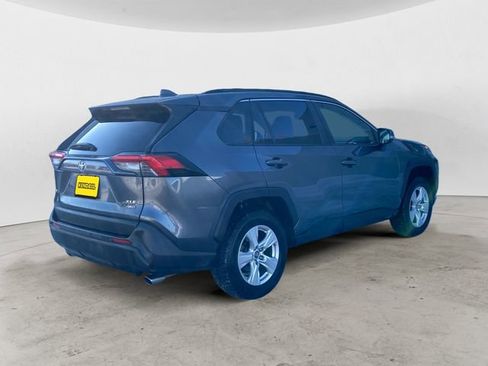Used 2019 Toyota RAV4 XLE image 5