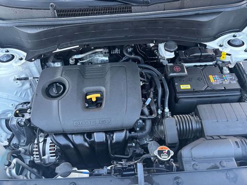 Used 2025 Kia Seltos S image 31