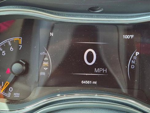 Used 2020 Jeep Grand Cherokee Limited RWD image 11