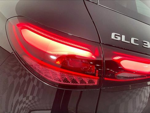 Used 2026 Mercedes-Benz GLC 300 GLC 300 image 24
