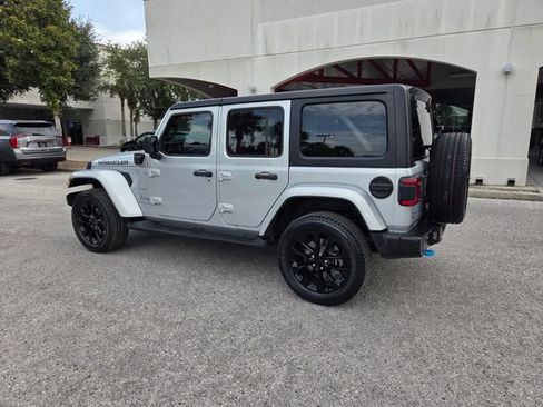 Certified 2023 Jeep Wrangler Unlimited Sahara AWD/4WD image 11