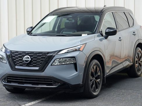Used 2023 Nissan Rogue SV w/ SV Premium B Package FWD image 43