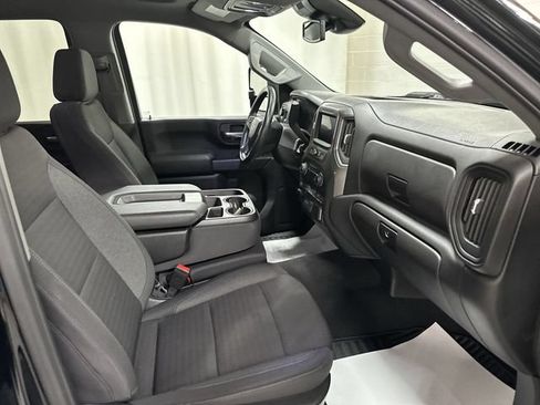 Used 2025 Chevrolet Silverado 2500 Custom w/ Custom Value Package AWD/4WD image 17