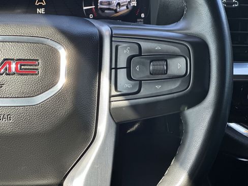 Used 2024 GMC Sierra 1500 SLT AWD/4WD image 30