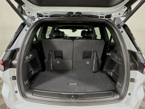 New 2025 Jeep Grand Cherokee L Altitude image 20