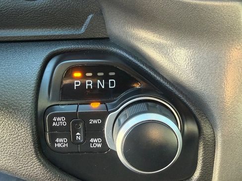 Used 2021 RAM 1500 Big Horn image 14