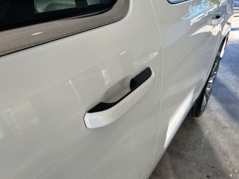 Used 2023 Jeep Grand Wagoneer L Series II image 17