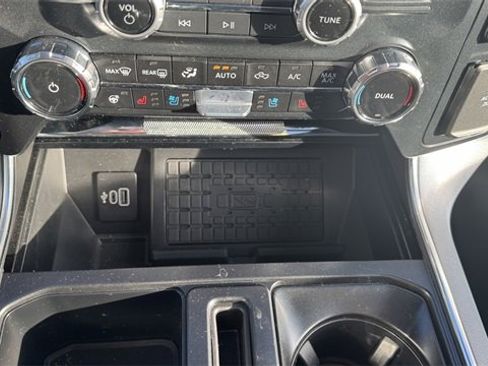 New 2025 Ford F150 Platinum w/ Equipment Group 702A High image 34