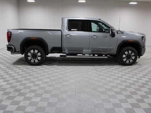 New 2026 GMC Sierra 2500 Denali w/ Denali Reserve Package image 13