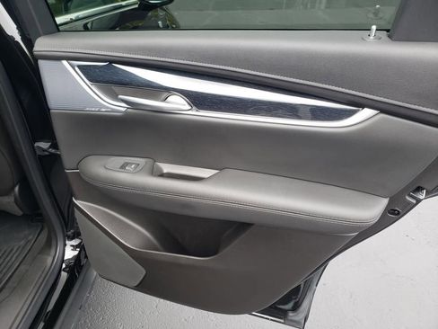 Used 2025 Cadillac XT5 Premium Luxury image 22