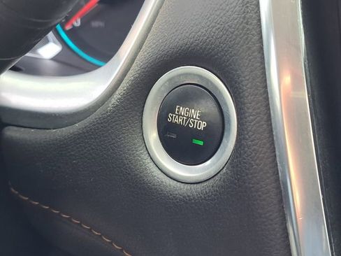 Used 2019 Chevrolet Traverse LT FWD image 14