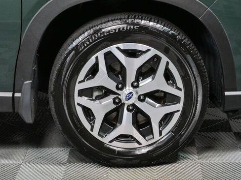 Used 2024 Subaru Forester Premium AWD/4WD image 38