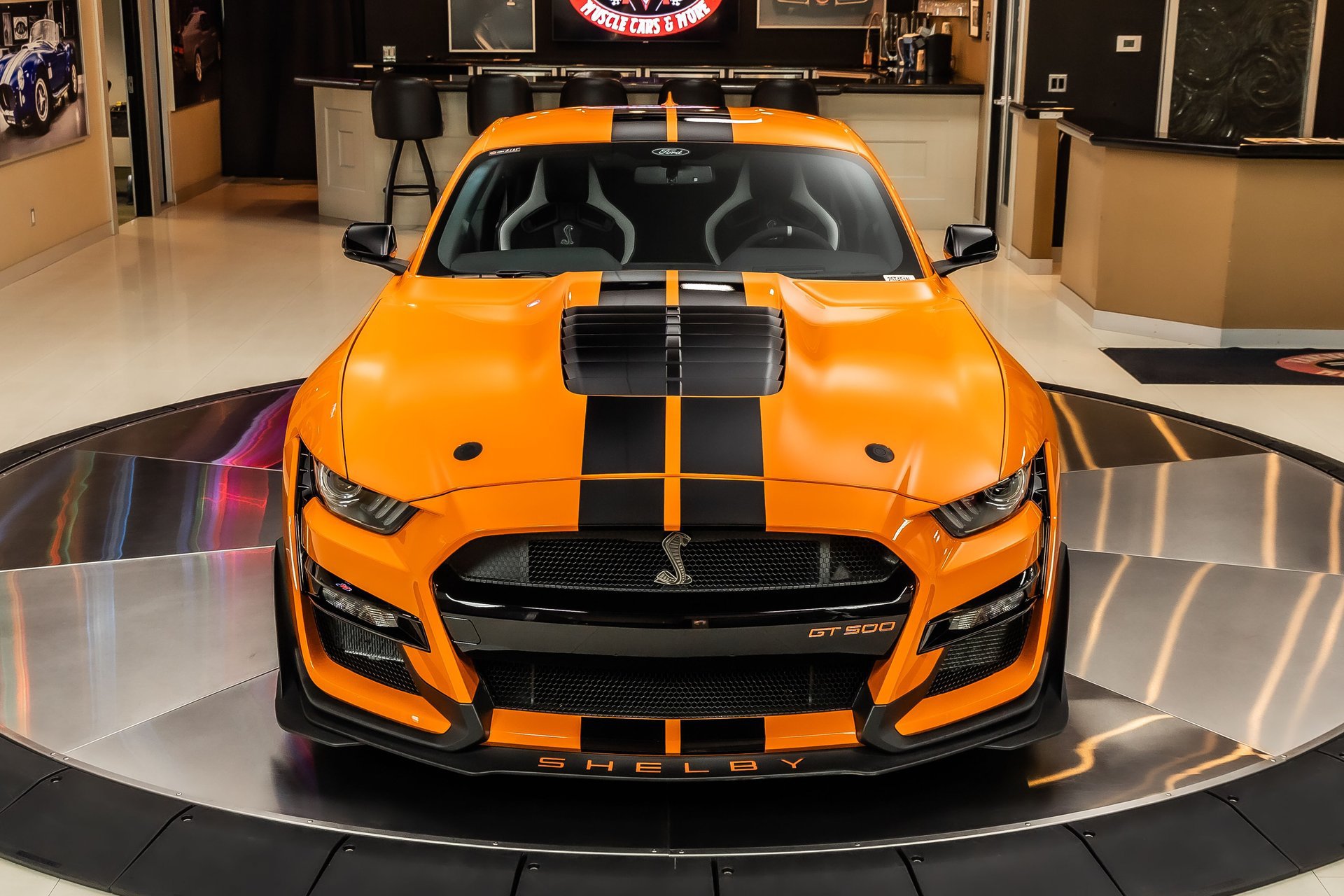 Used 2021 Ford Mustang Shelby GT500 w/ Carbon Fiber Track Pack RWD image 8