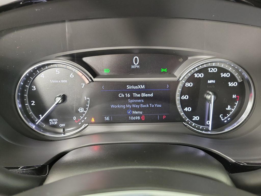 Certified 2025 Cadillac XT5 Luxury FWD image 23