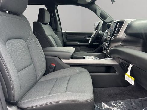 New 2026 RAM 1500 Express AWD/4WD image 33