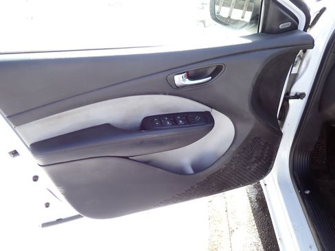 Used 2015 Dodge Dart SXT w/ Sun/Sound Group image 27