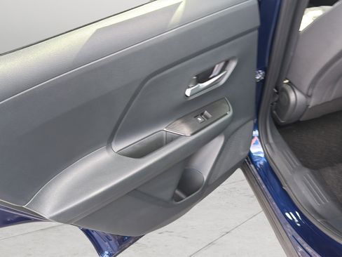 Certified 2025 Nissan Kicks SV w/ SV Premium Package FWD image 37