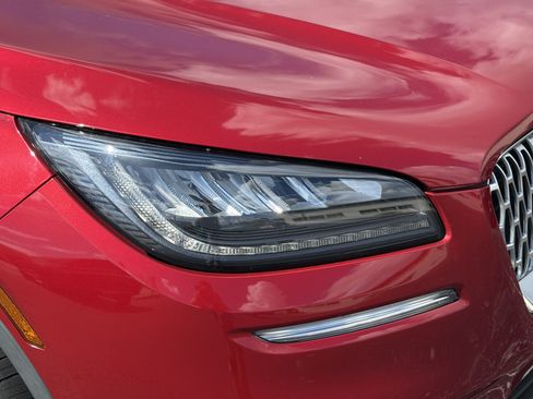Used 2022 Lincoln Corsair FWD image 9