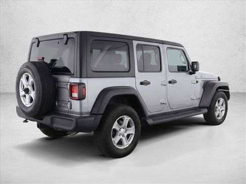 Used 2019 Jeep Wrangler Unlimited Sport S AWD/4WD image 7