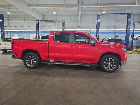 Used 2023 Chevrolet Silverado 1500 LT image 8