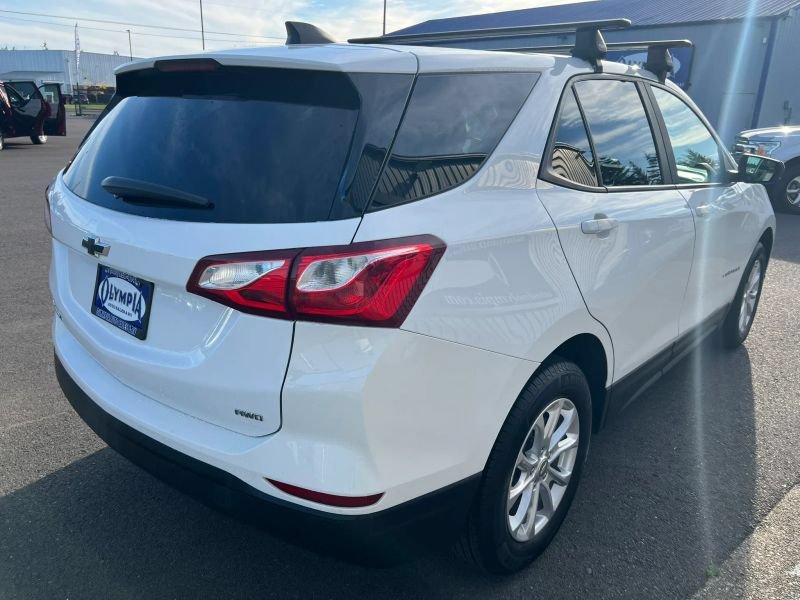 Used 2020 Chevrolet Equinox LS w/ LS Convenience Package AWD/4WD image 12