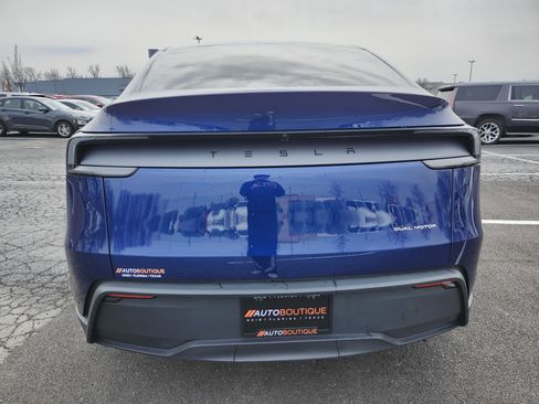 Used 2026 Tesla Model Y Long Range image 18