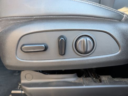 Used 2022 Buick Encore GX Select w/ Sport Touring Package image 14