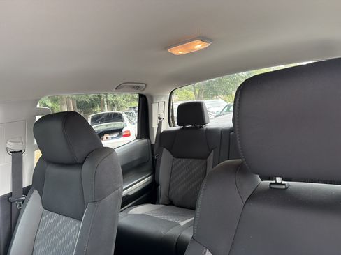 Used 2018 Toyota Tundra SR5 w/ SR5 Upgrade Package RWD image 17