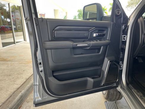 New 2024 RAM 2500 Limited image 38