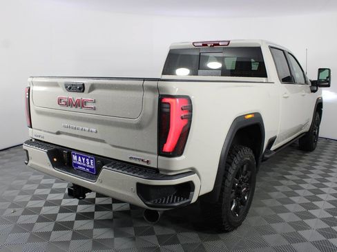 New 2026 GMC Sierra 2500 AT4 w/ AT4 Premium Plus Package AWD/4WD image 30