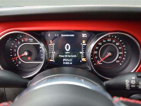 Used 2020 Jeep Wrangler Unlimited Rubicon w/ Dual Top Group AWD/4WD image 11
